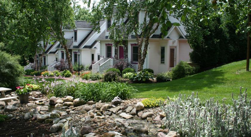 Апартаменты Donna's Premier Lodging