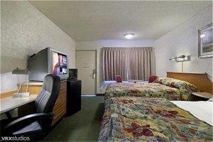 Отель Red Roof Inn Santa Ana
