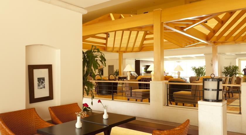 Queen Park Turkiz Apart Family Club