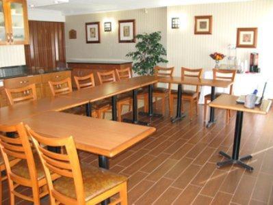 Отель Best Western PLUS Kitchener Hotel
