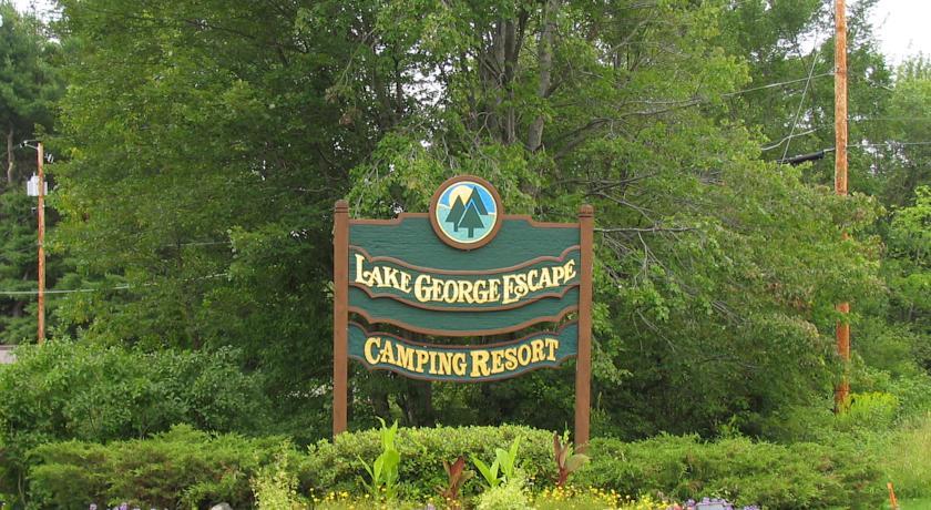 Отель Lake George Escape