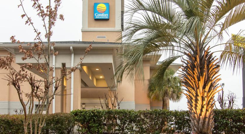 Отель Comfort Inn & Suites Convention Center