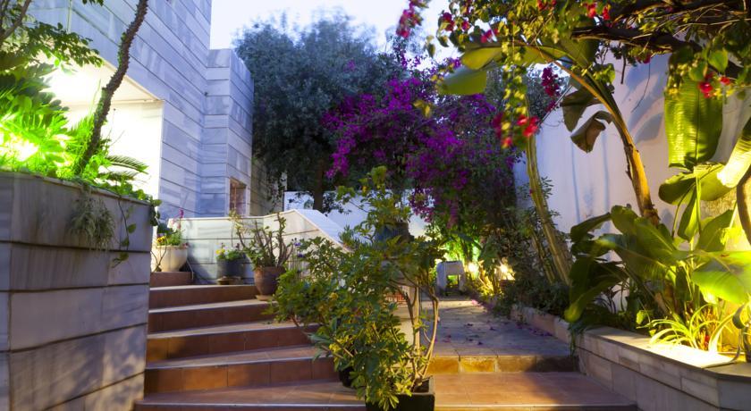 Herzliya Beach Side Villa