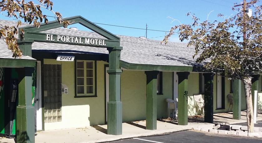 Отель El Portal Motel