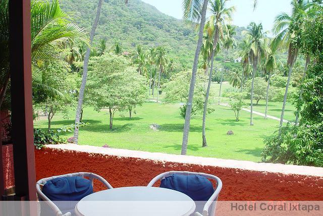 Отель Coral Ixtapa