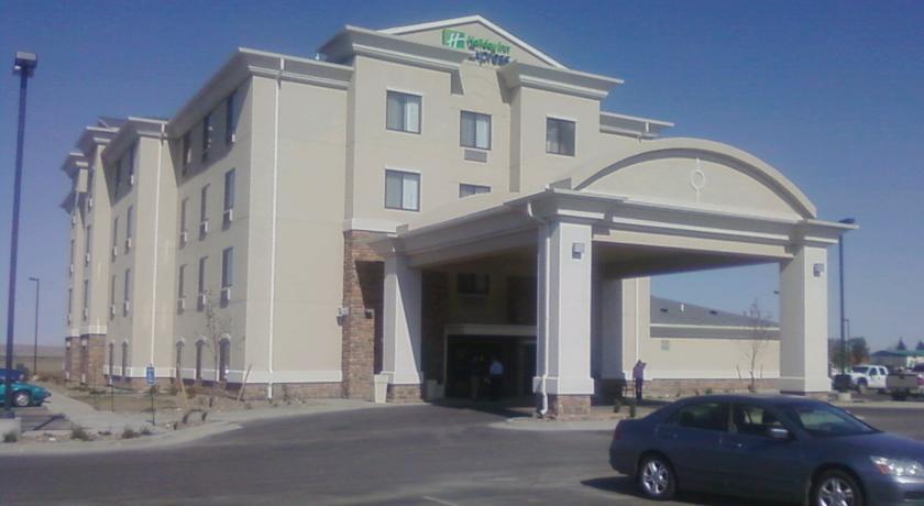 Отель Holiday Inn Express & Suites Sidney