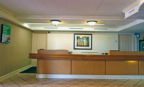 Отель Motel 6 Farmers Branch