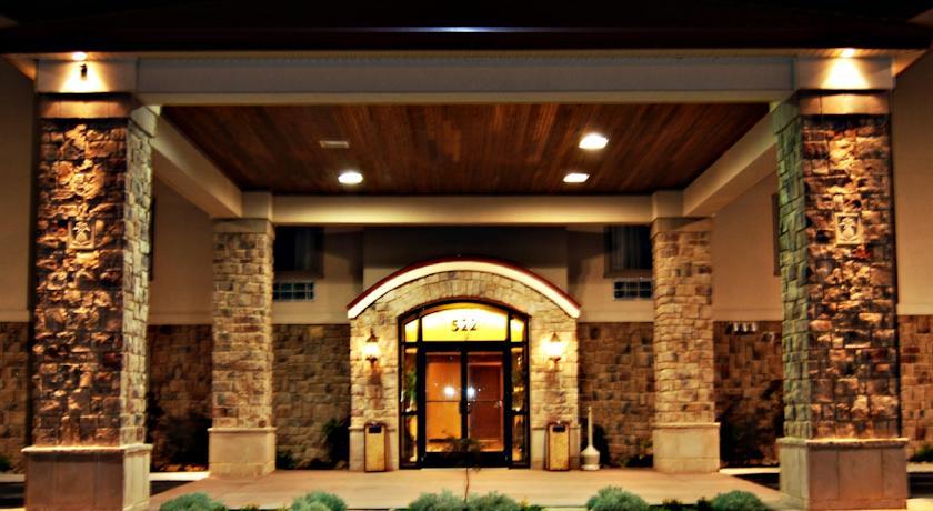 Отель Bethel Inn and Suites