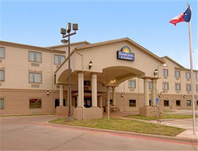 Отель Days Inn and Suites Wichita Falls