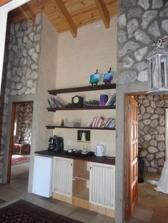 Апартаменты Riverside Hide- Away