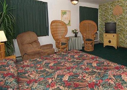 Отель Econo Lodge Madison