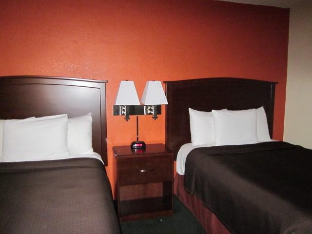 Отель AmericInn Plymouth