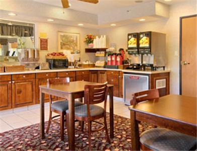 Отель Baymont Inn & Suites Willows