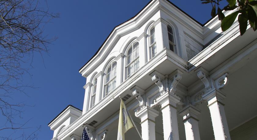 Мини-отель Dansereau House