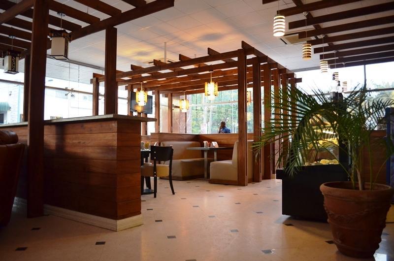 Отель Gold Crest Hotel