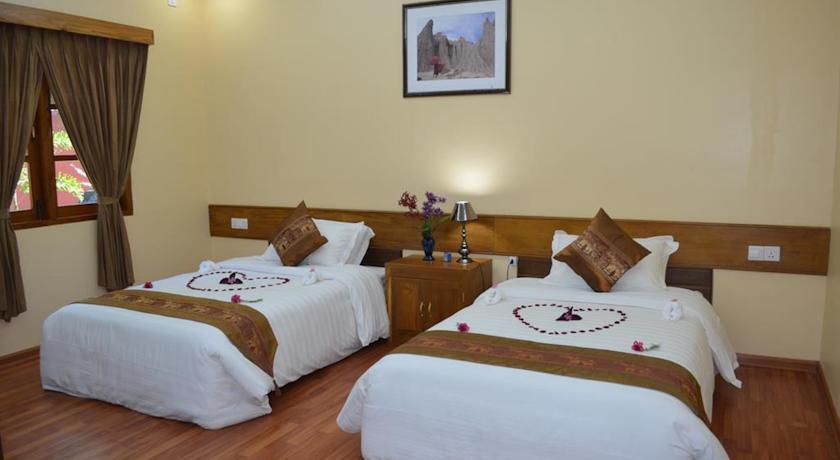 Отель Crown Prince Hotel