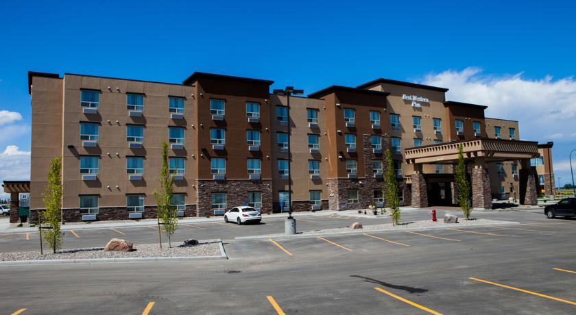 Отель Best Western Plus Service Inn & Suites