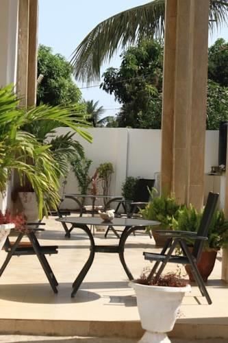 Апартаменты WaveCrest Luxury Boutique Apartments