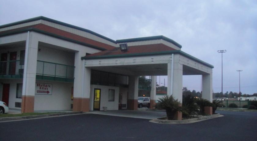 Отель Relax Inn - Albany