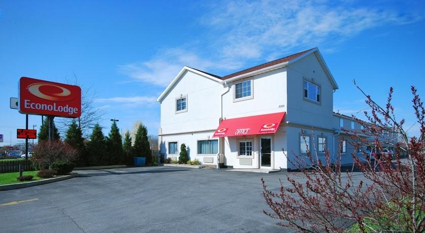 Отель Econo Lodge Tonawanda