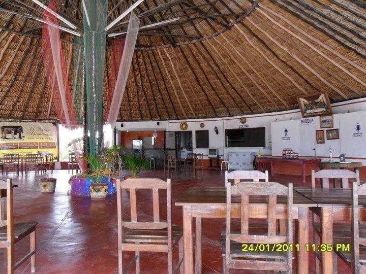 Отель Cenotes Cabañas Suytun