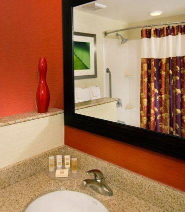 Отель Courtyard by Marriott Battle Creek