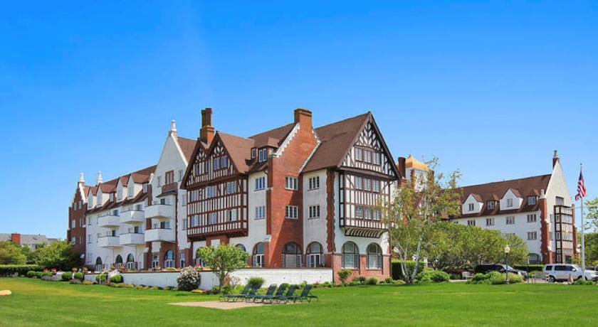 Отель Montauk Manor