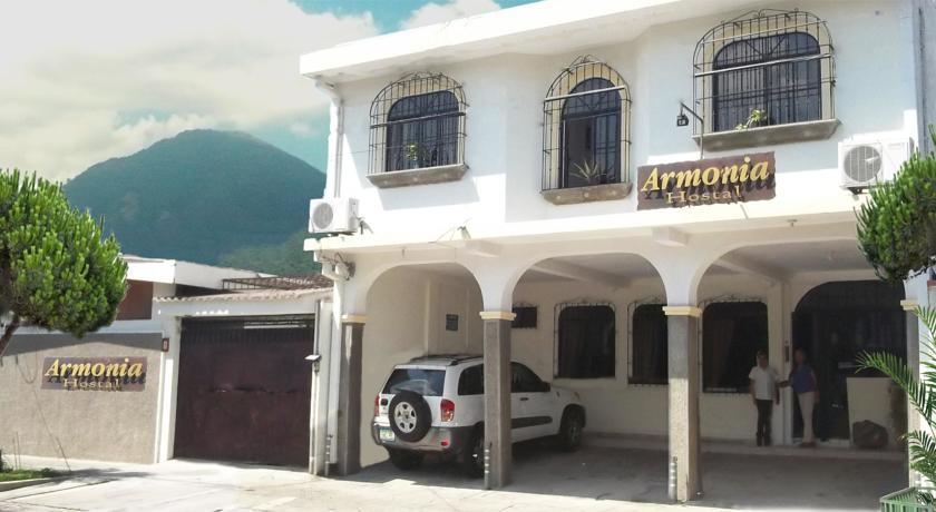 Отель Armonía Hostal