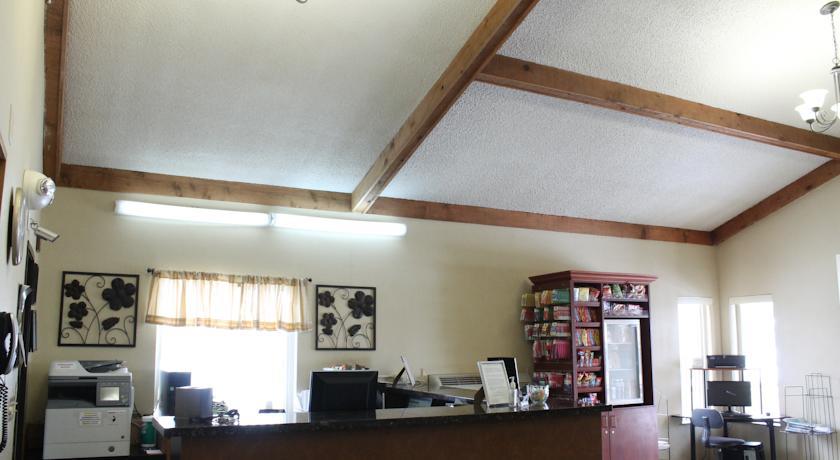 Отель Lone Tree Inn