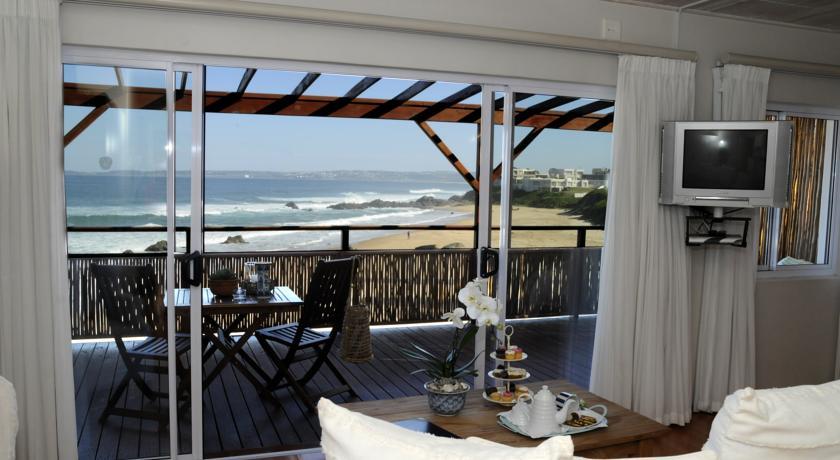 Отель Singing Kettle Beach Lodge