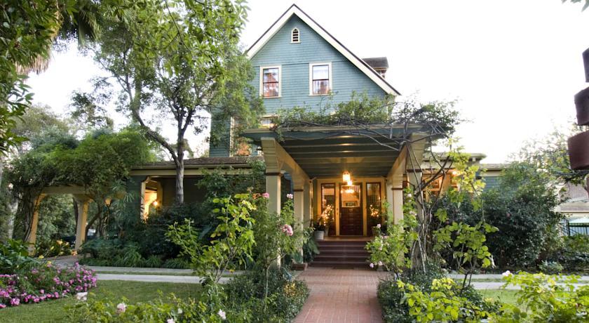Мини-отель The Bissell House Bed & Breakfast