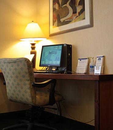 Отель Fairfield Inn & Suites Mt. Pleasant