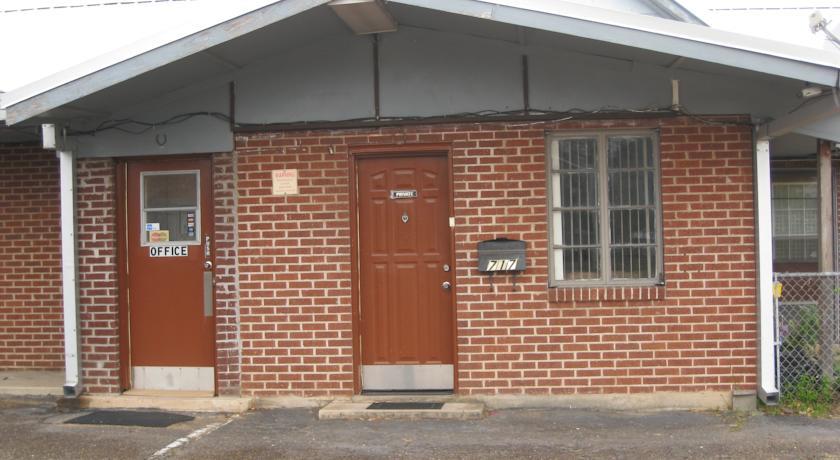 Отель Shamrock Motel