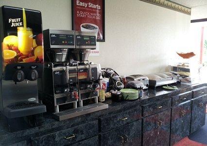Отель Econo Lodge Oak Grove
