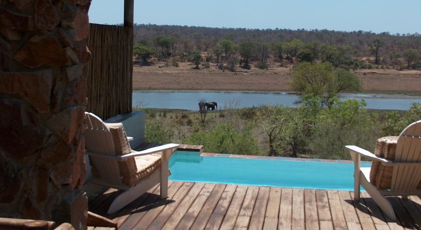 Отель Buhala Game Lodge