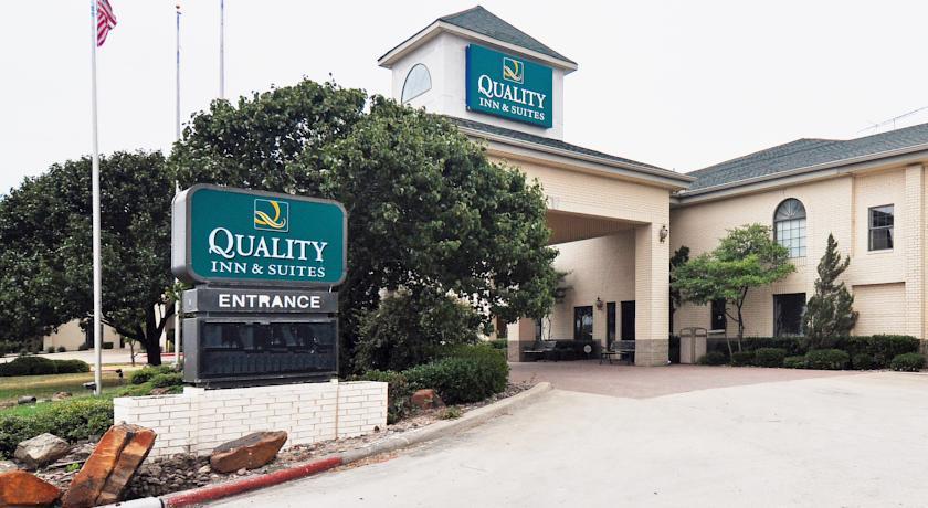 Отель Quality Inn & Suites Weatherford