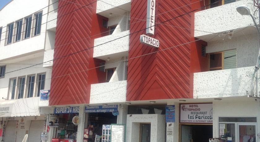 Отель Hotel Topacio
