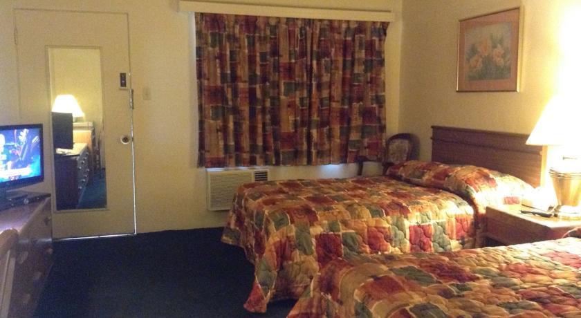Отель Selma Motel