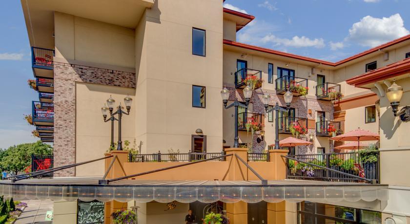 Отель Inn at the 5th