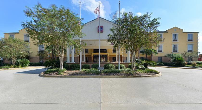Отель Comfort Suites Port Allen