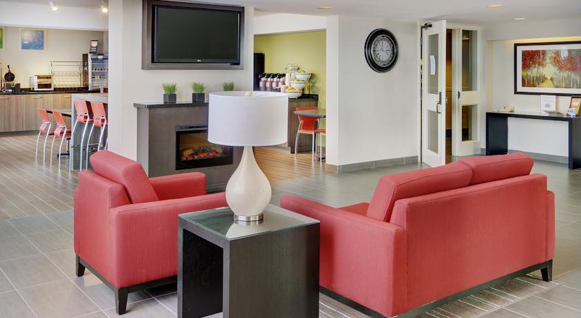Отель Comfort Inn Kirkland Lake