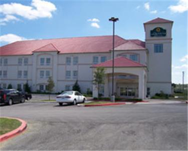 Отель La Quinta Inn & Suites Boerne