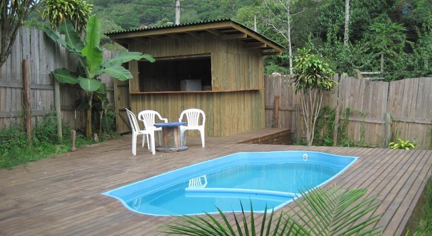 Moa Backpackers