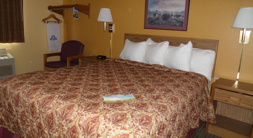 Отель Days Inn Wall