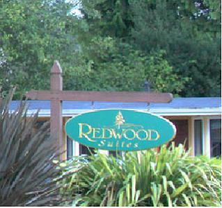 Отель Redwood Suites