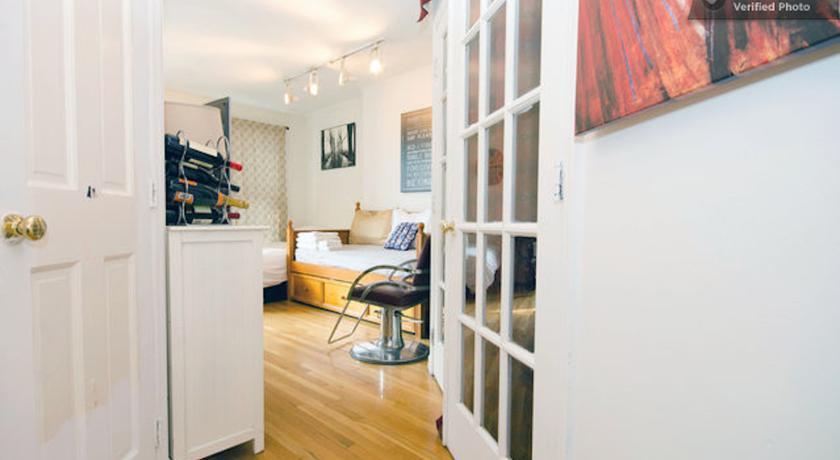 Apartment - 1st Avenue
