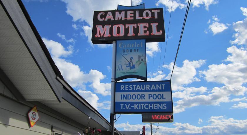Отель Camelot Court Motel