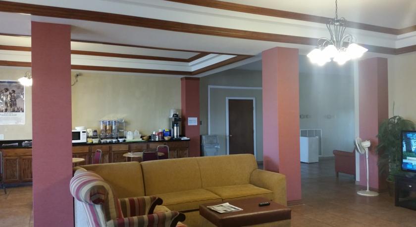 Отель Executive Inn and Suites Waxahachie