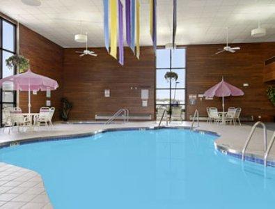 Отель Days Inn & Suites Wausau