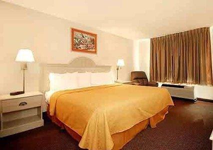 Отель Quality Inn Merriam